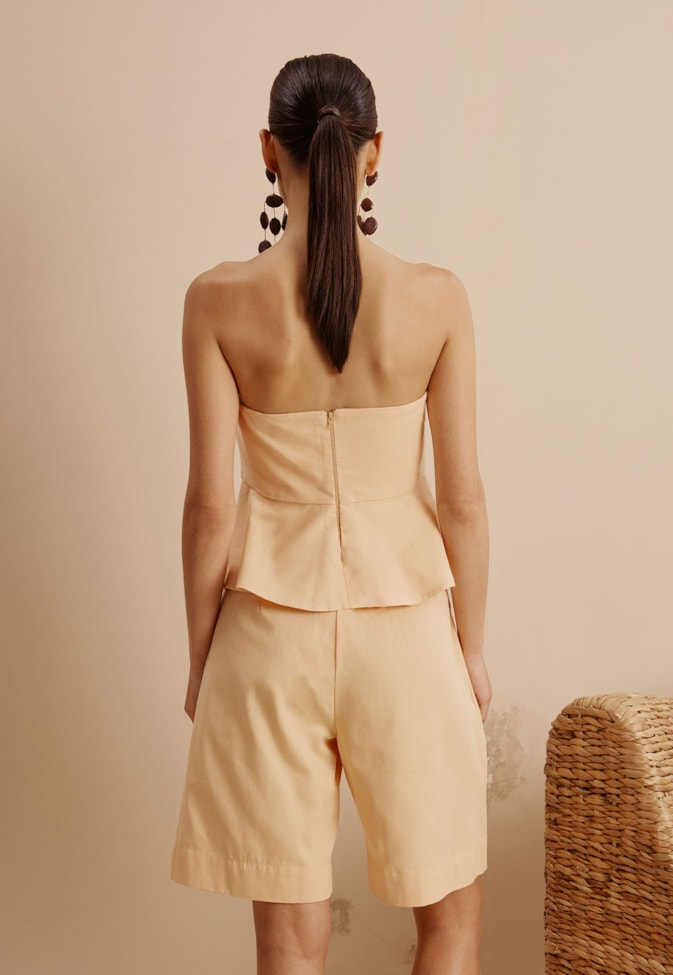 Bermuda Passador Com Botão 