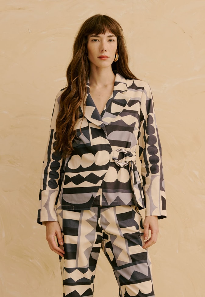 Blazer com Detalhe Argola Estampado Quilt