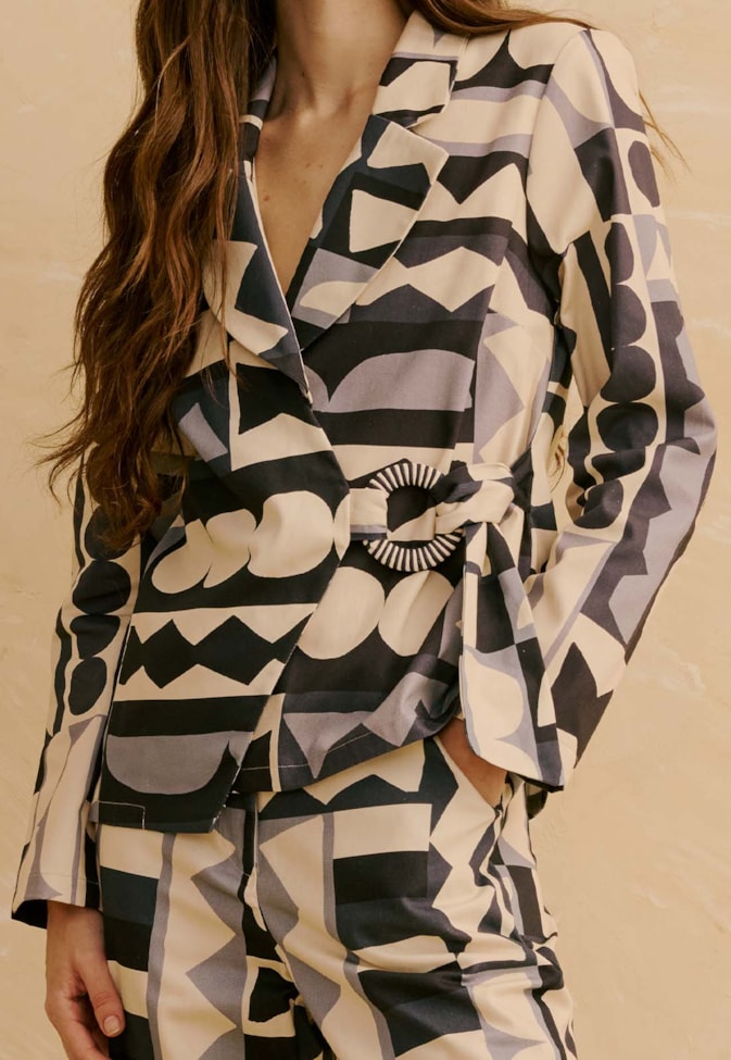 Blazer com Detalhe Argola Estampado Quilt