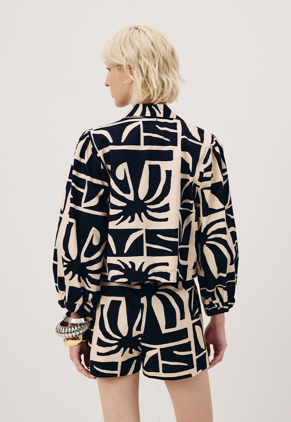 Blazer Cropped Estampado Yala