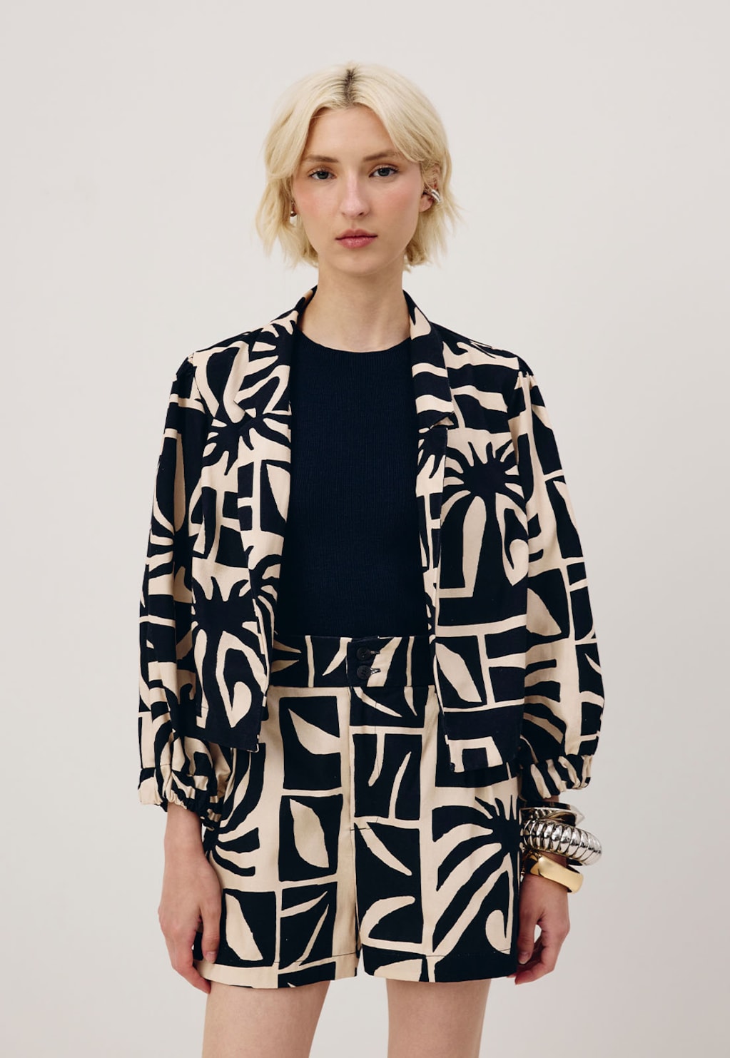 Blazer Cropped Estampado Yala