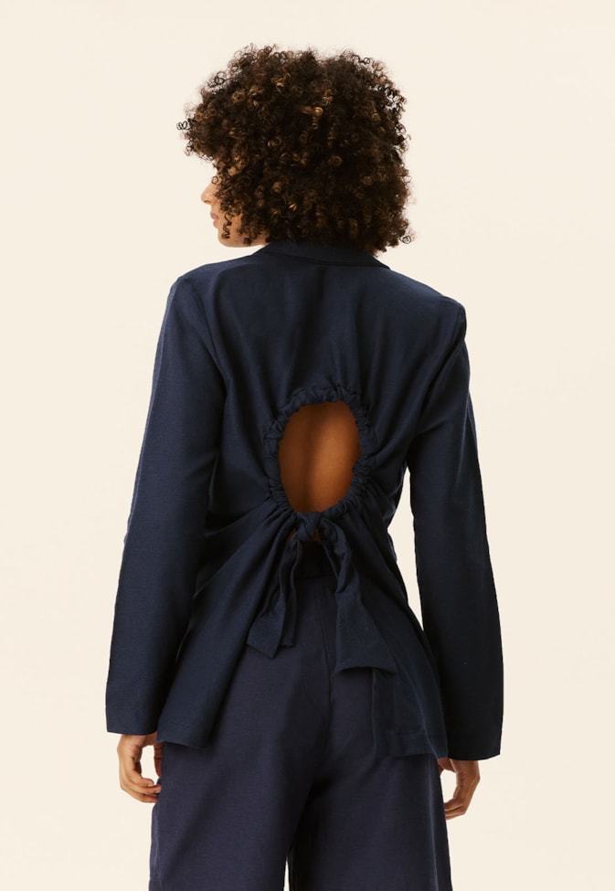 Blazer Liso Amarração Costas