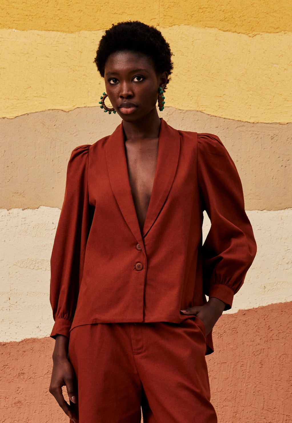 Blazer Manga Bufante Bordado Costas