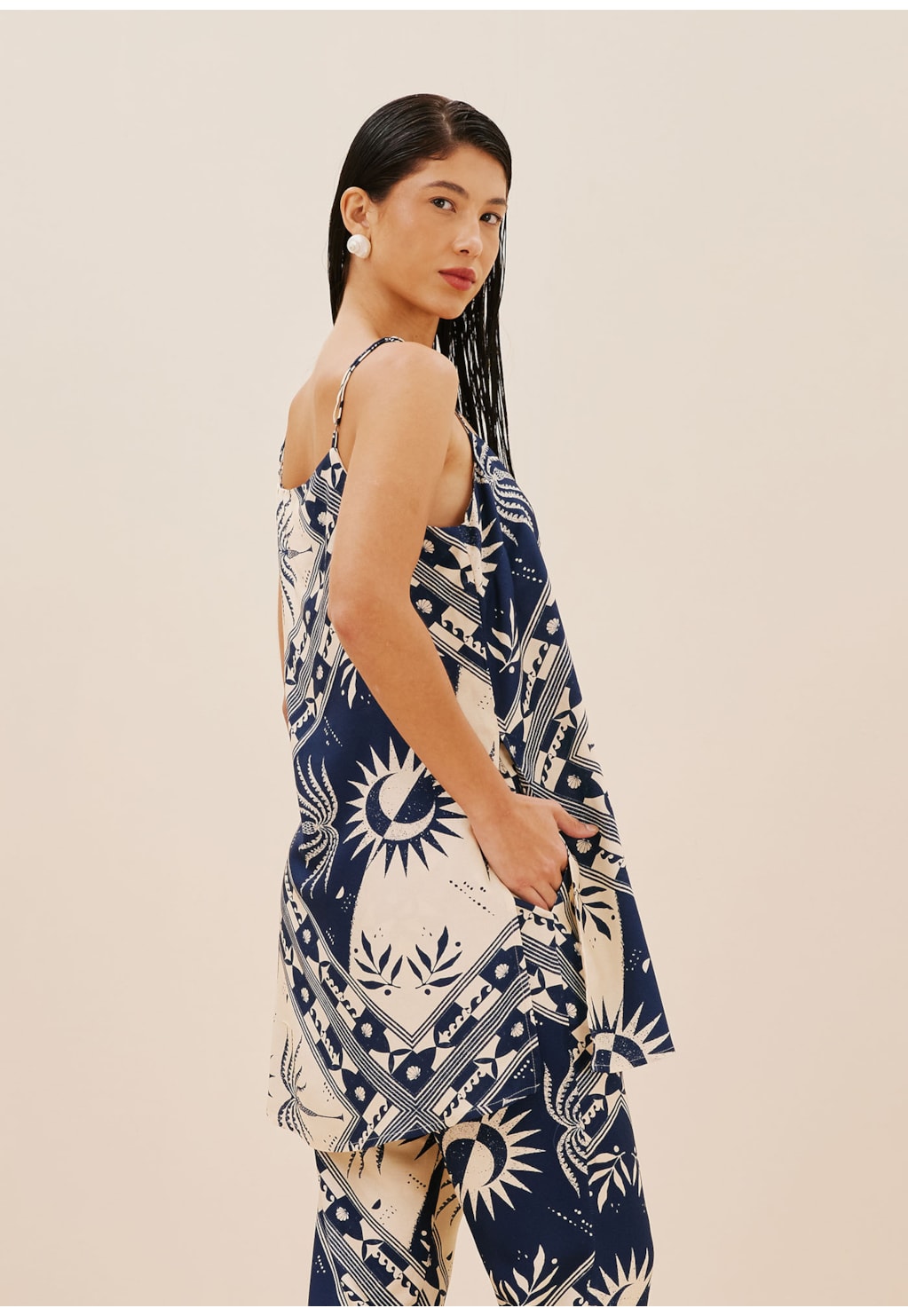 Blusa Alongada Com Fenda Estampada Céu