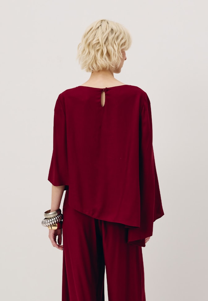 Blusa Ampla com Pontas