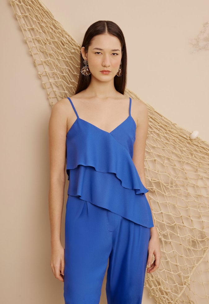 Blusa Assimétrica Camadas