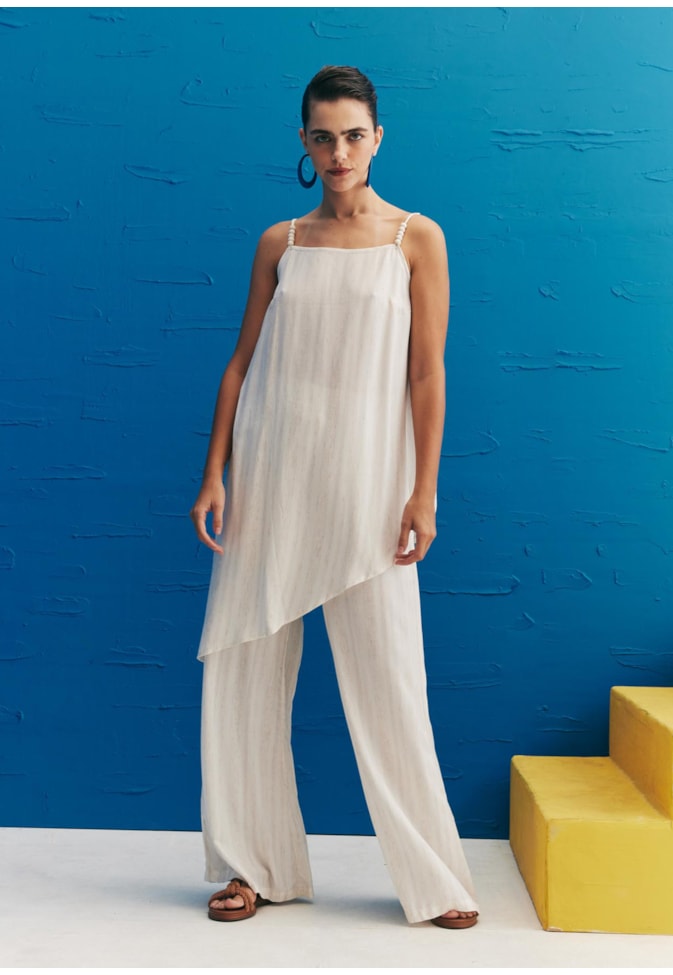 Blusa Assimétrica Contas