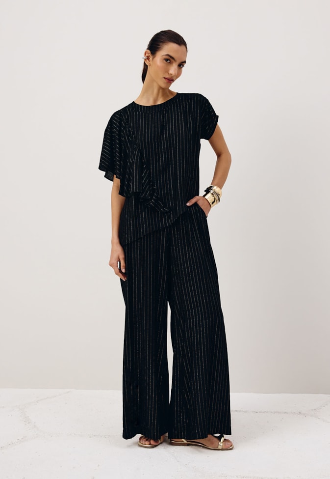 Blusa Babado Assimétrico