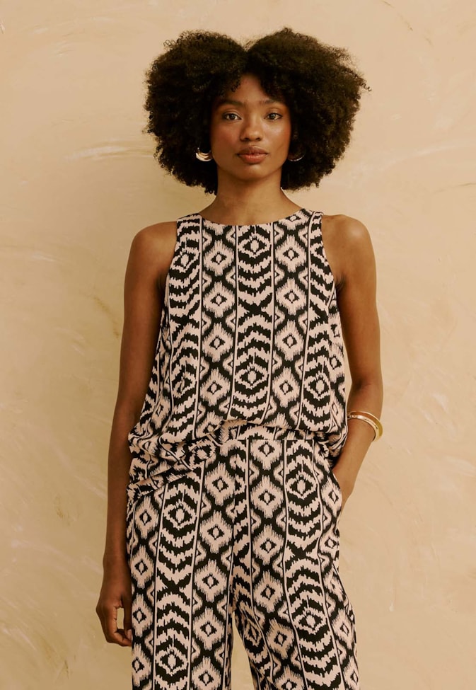 Blusa Básica Decote Nadador Estampada Puno