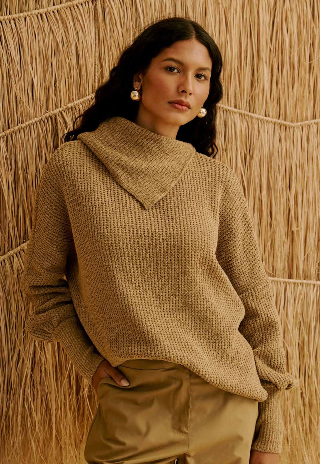 Blusa de Manga Longa em Tricot com Gola Assimétrica 