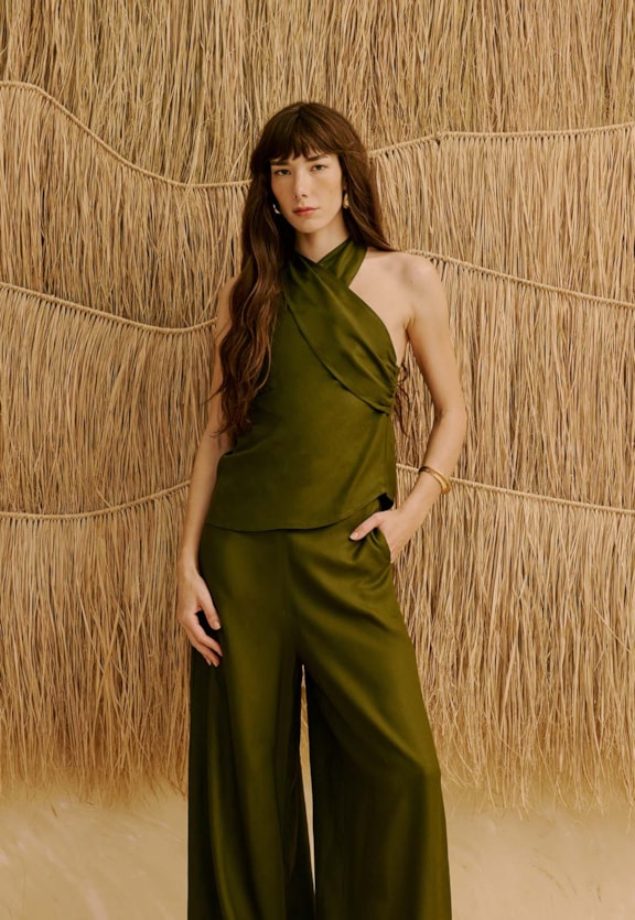 Blusa Decote Transpassado Vista Frontal