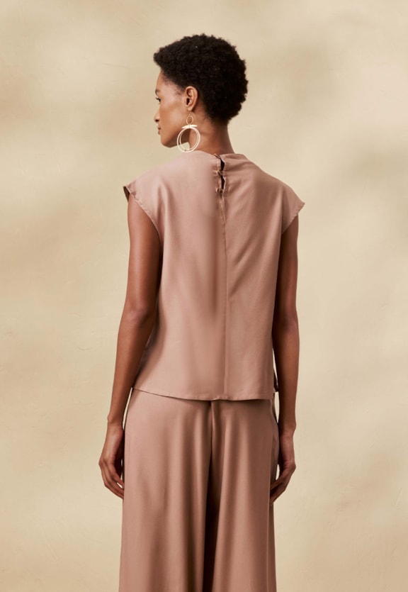 Blusa Detalhe Transpassado Vista Traseira