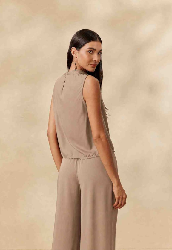 Blusa Gola Degagê Vista Traseira