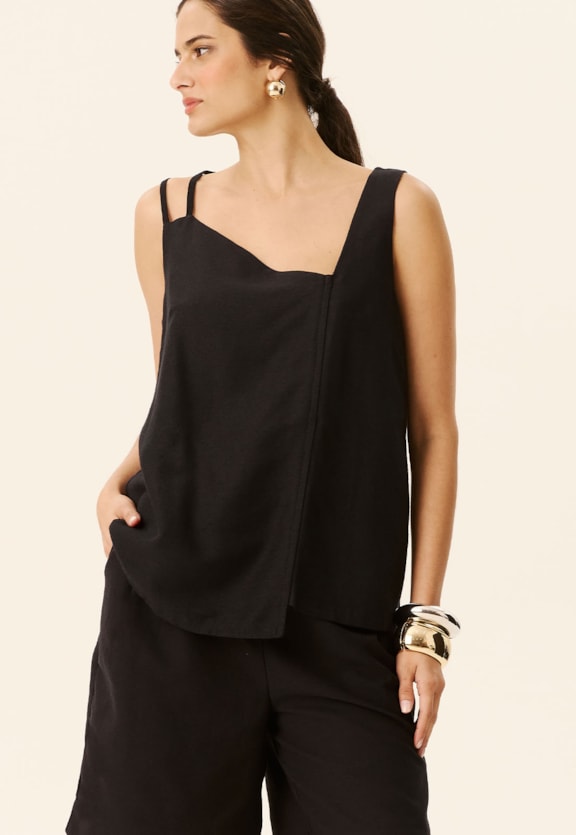 Blusa Irregular Alças Vista Traseira