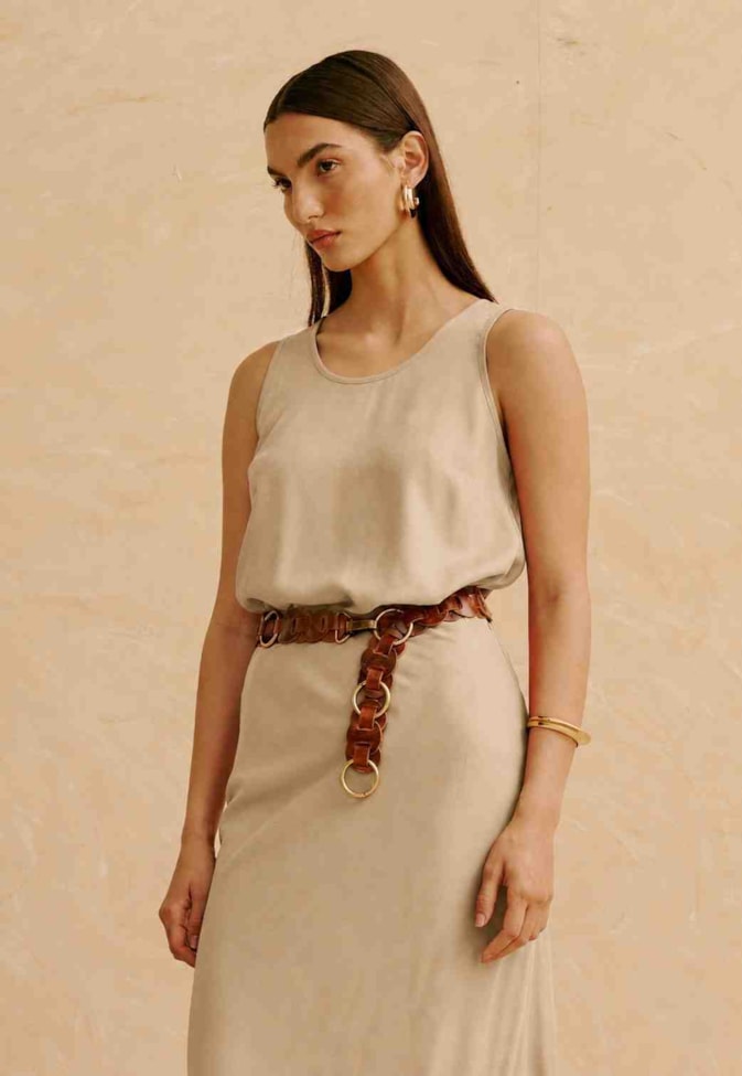 Blusa Lisa Basica com Alça Larga