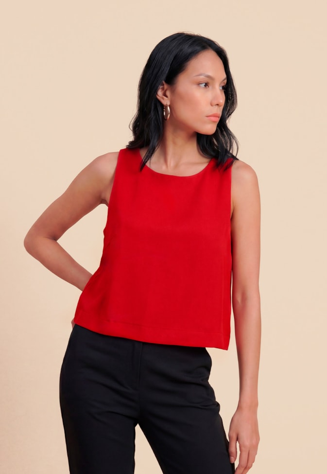 Blusa Lisa Básica Quadradinha