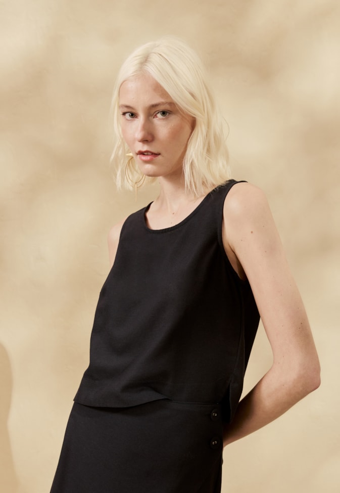 Blusa Lisa Fenda