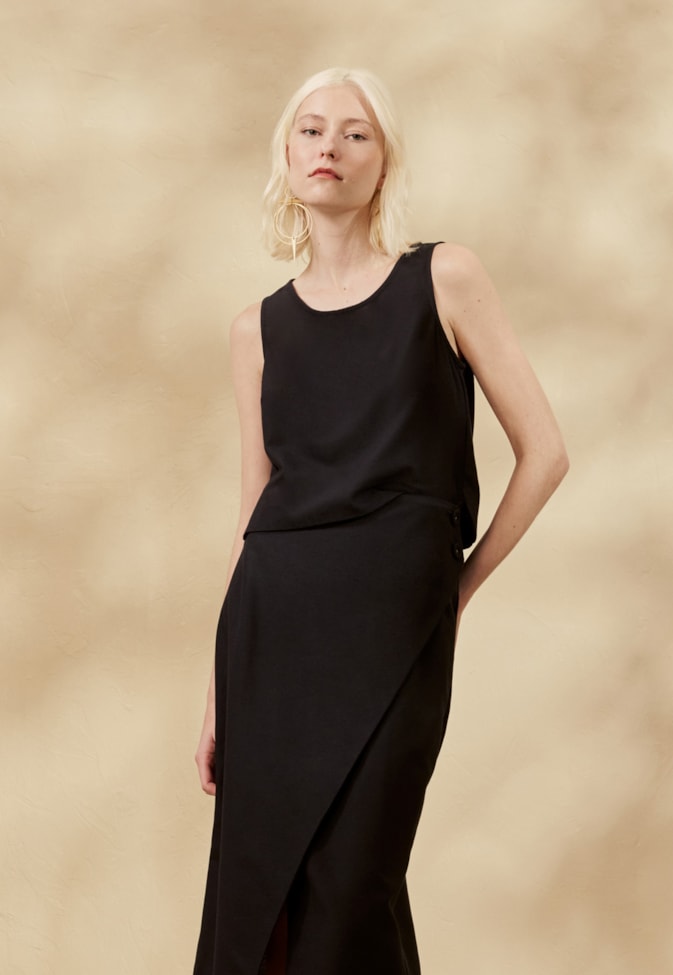 Blusa Lisa Fenda
