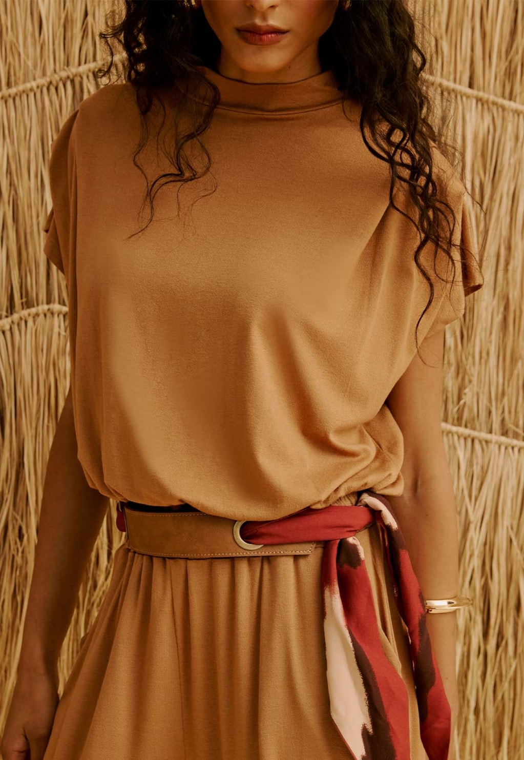 Blusa Malha com Pregas na Manga