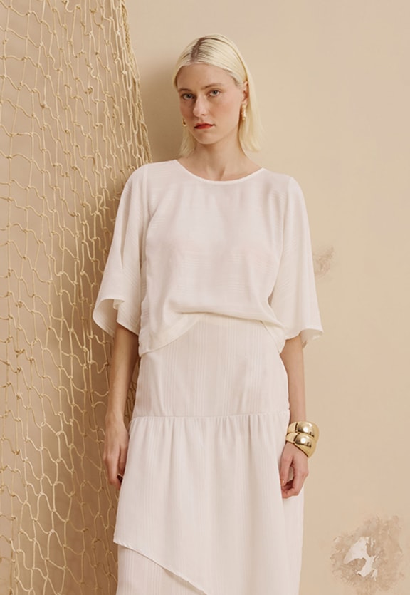 Blusa Manga Ampla Vista Frontal