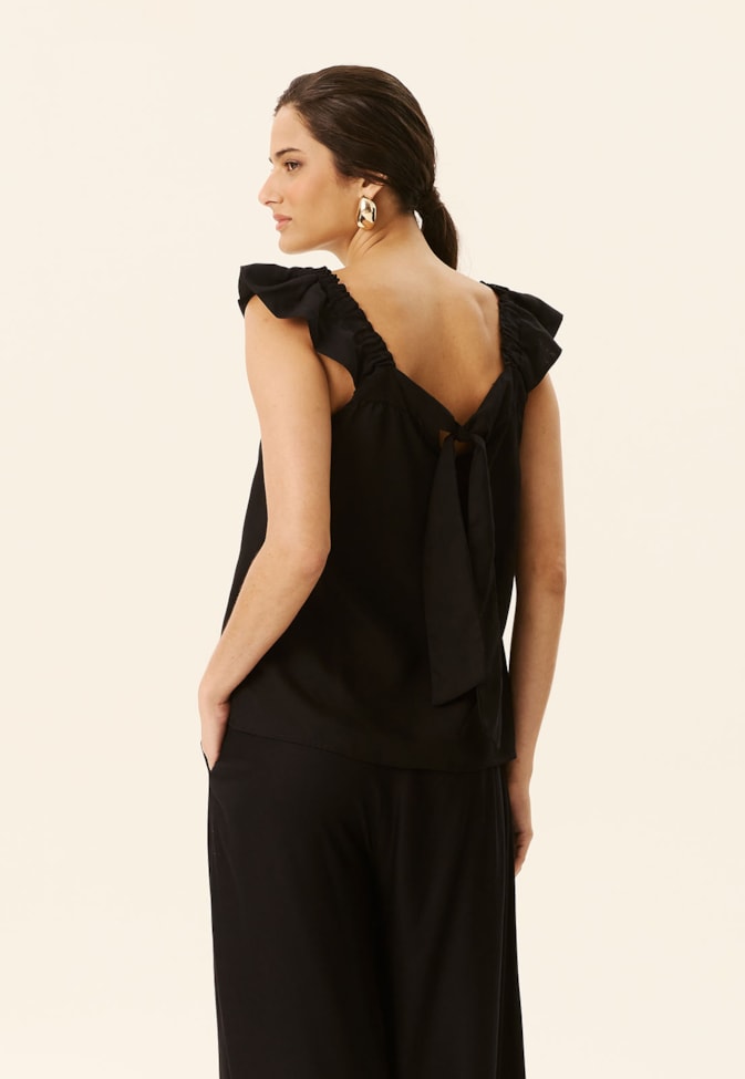 Blusa Manguinha Babado