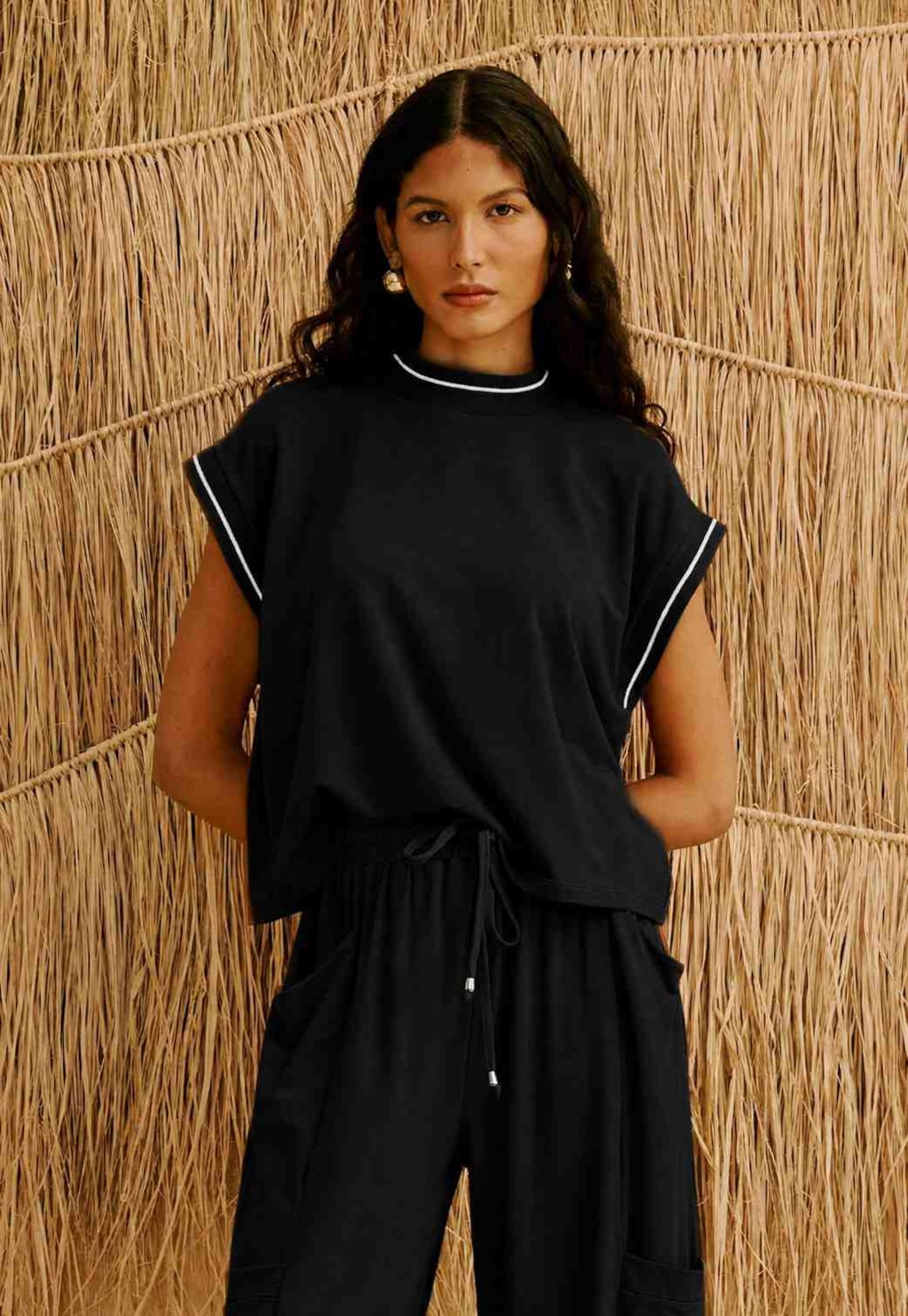 Blusa Moletinho Rib Decote E Cava