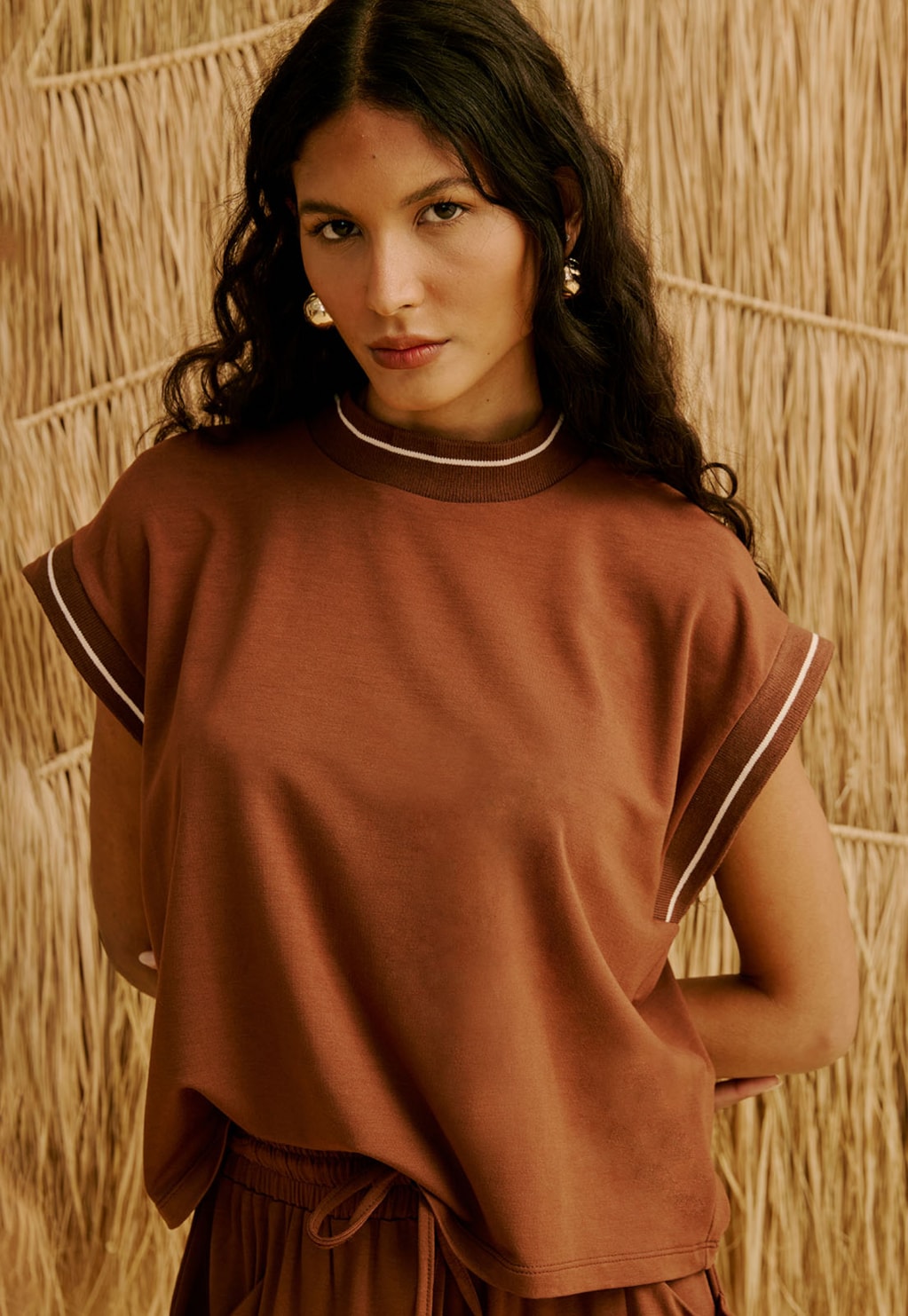 Blusa Moletinho Rib Decote E Cava