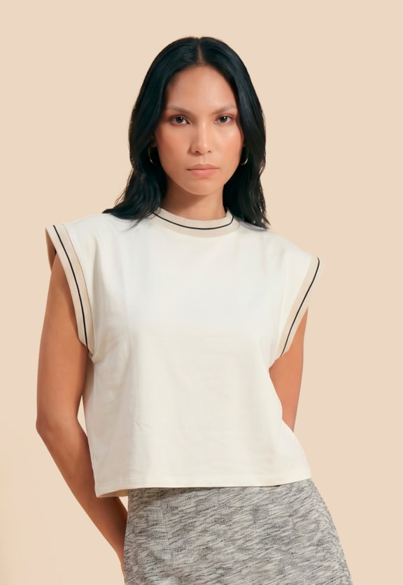 Blusa Moletinho Rib Decote E Cava Vista Frontal