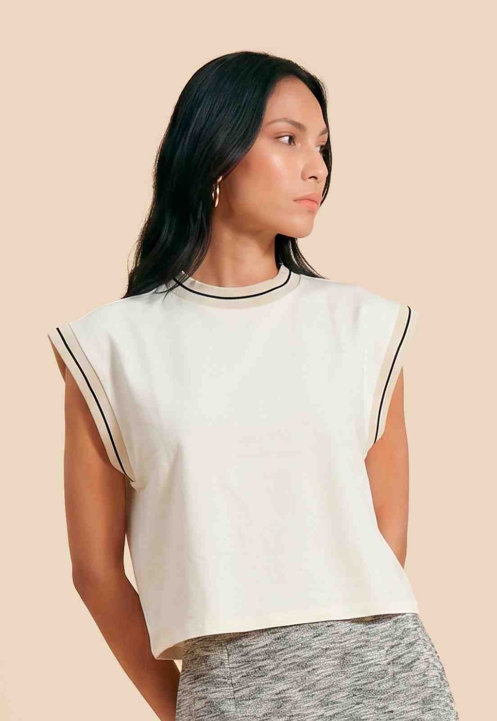 Blusa Moletinho Rib Decote E Cava
