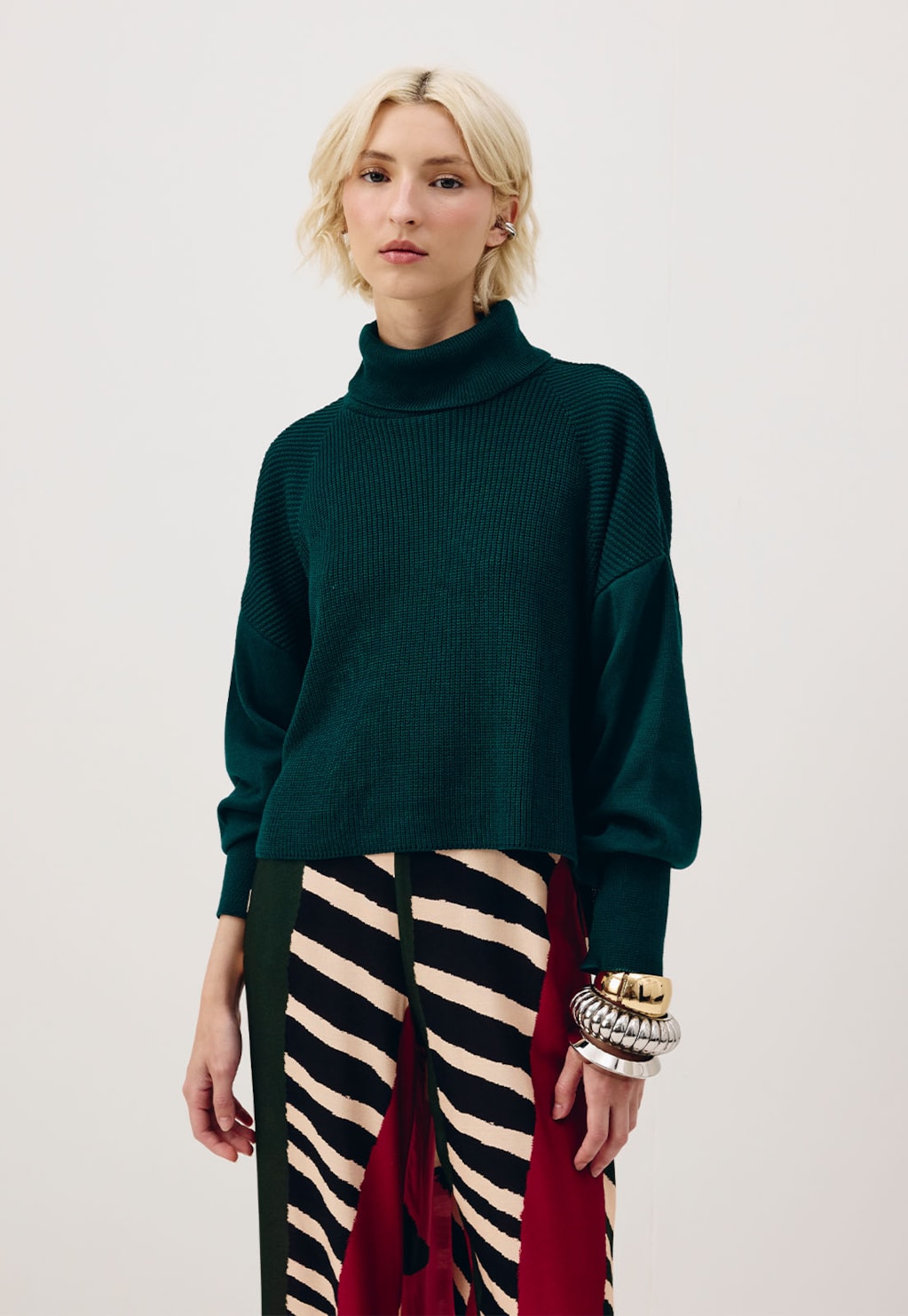 Blusa Mullet Gola Alta Tricot