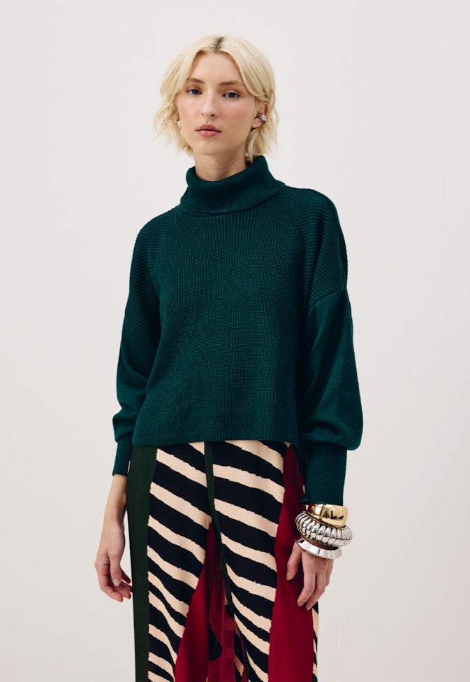 Blusa Mullet Gola Alta Tricot