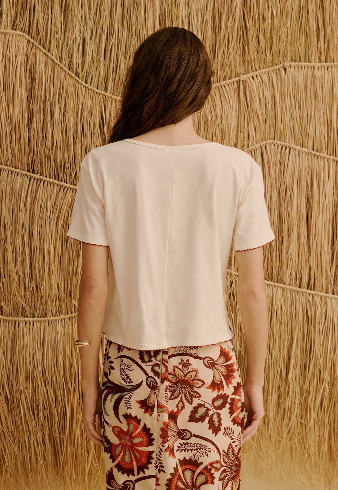 Blusa Picueta Manga e Barra Vista Traseira