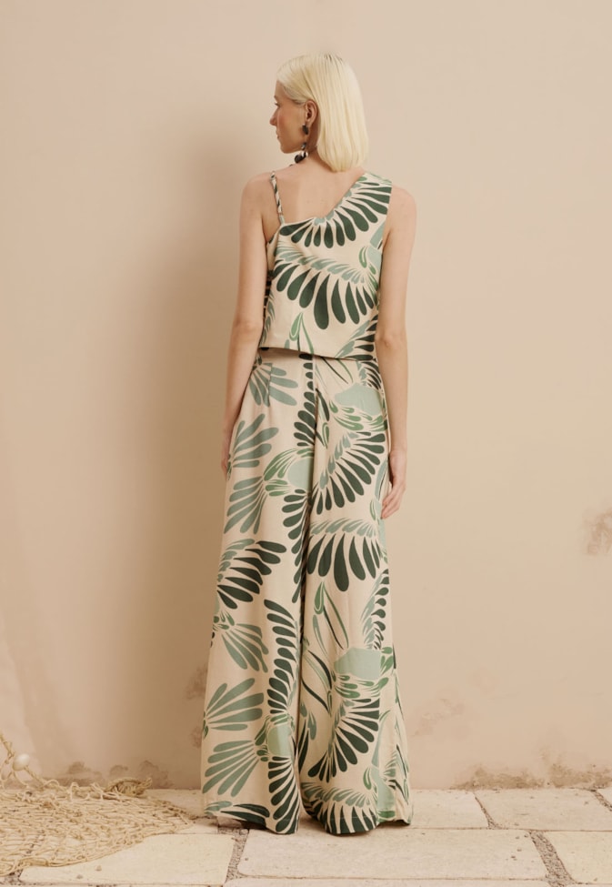 Blusa Ponteiras Estampada Tucano Toco