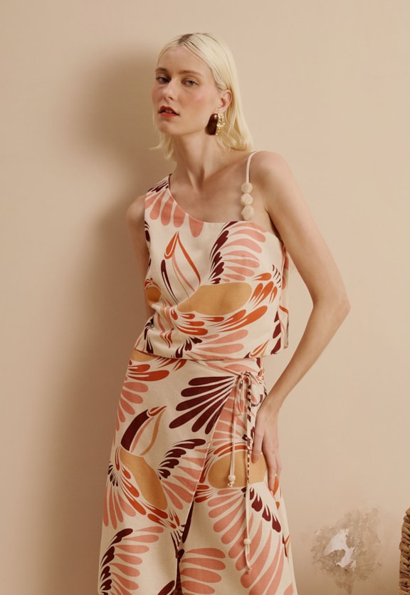 Blusa Ponteiras Estampada Tucano Toco Vista Frontal