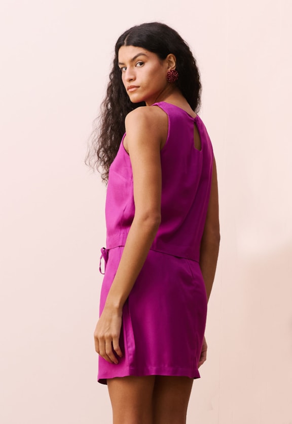 Blusa Quadradinha Gota Costas Vista Traseira