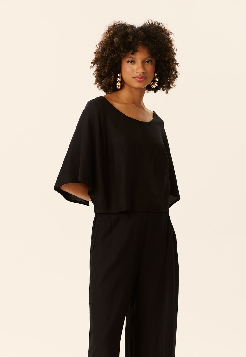 Blusa Quadradinha Manga Kimono