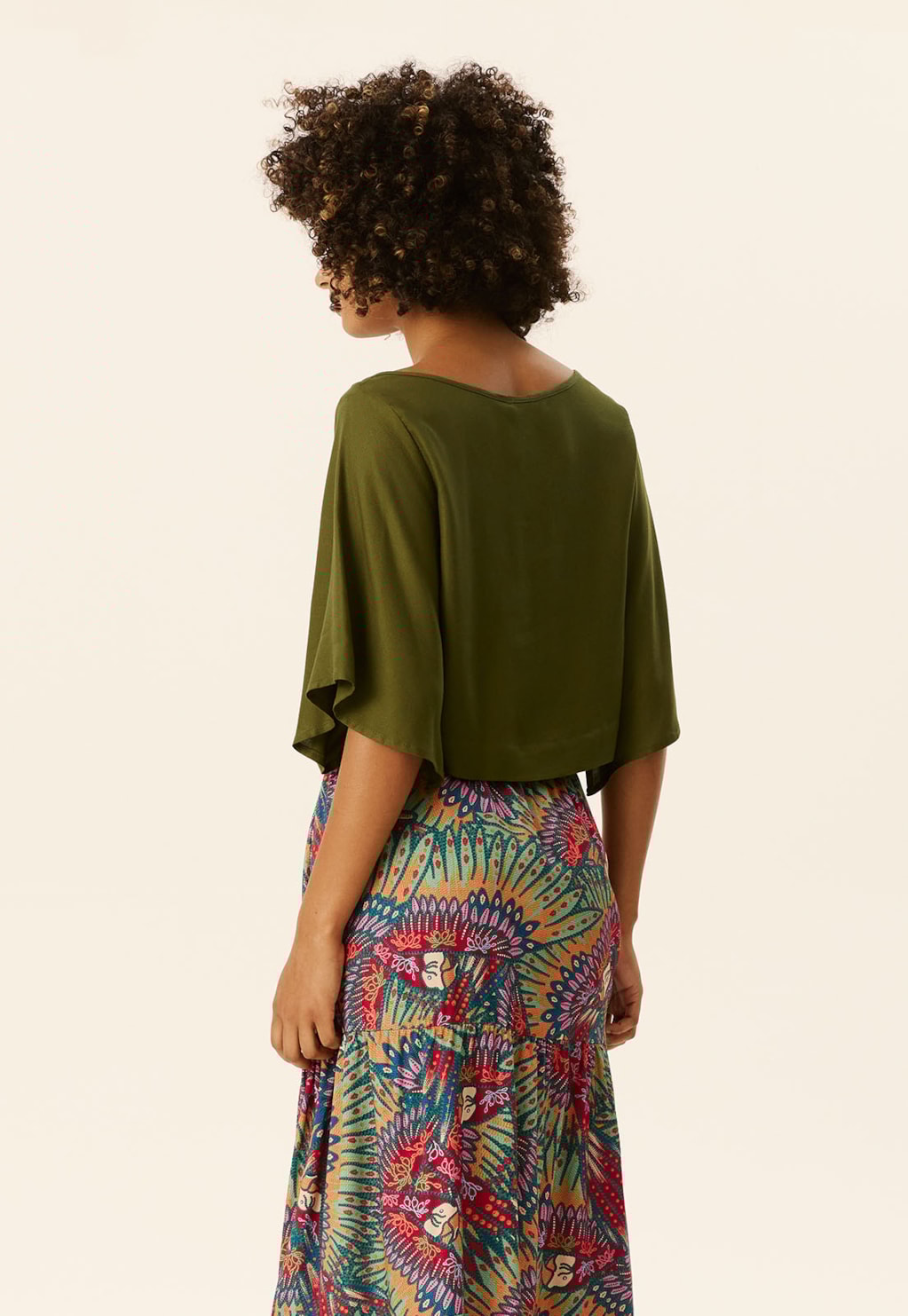 Blusa Quadradinha Manga Kimono