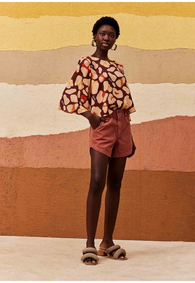 Blusa Quadradinha Manga Kimono Estampada Onça Sami