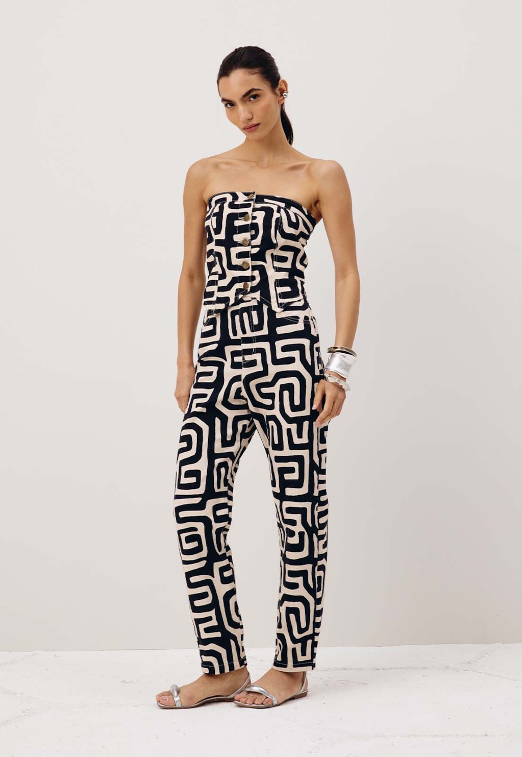 Blusa Sarja Botões Estampada Yala Preto