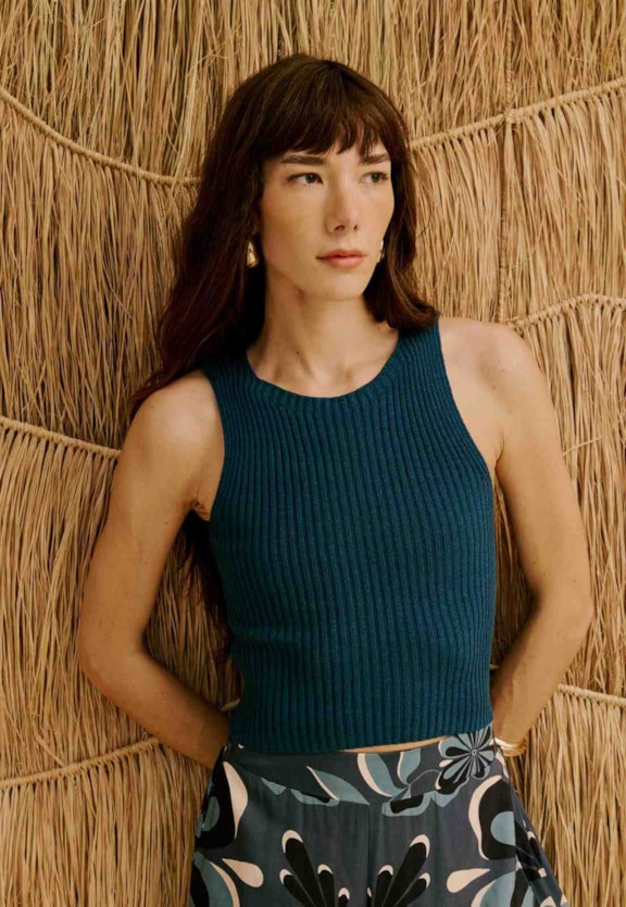 Blusa Tricot Básica Vista Frontal
