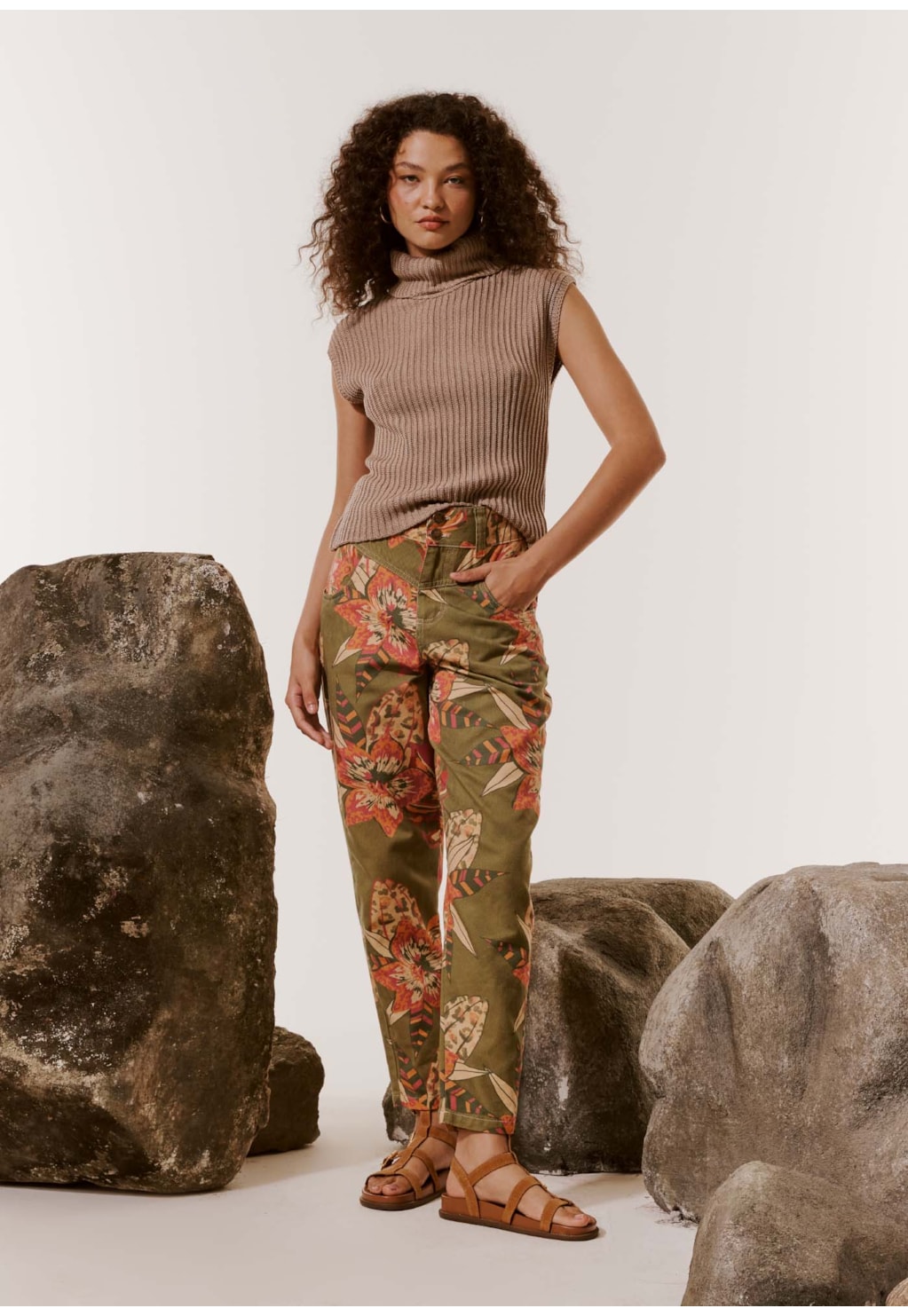 Blusa Tricot Canelada Gola Alta