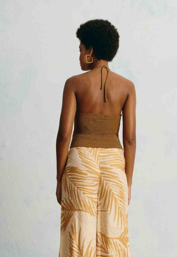 Blusa Tricot Decote Alto Vista Traseira