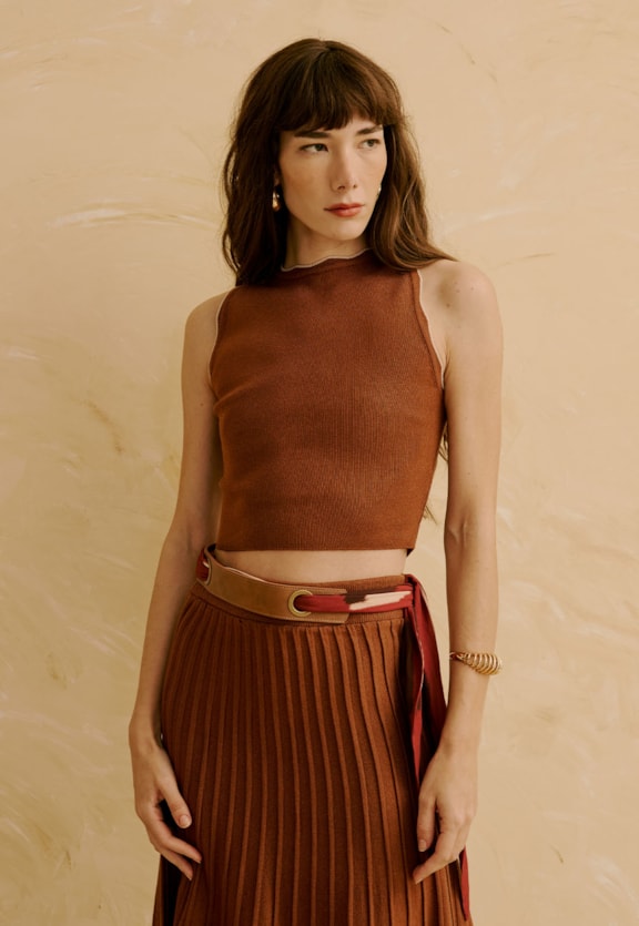 Blusa Tricot Detalhe Bicolor Vista Frontal