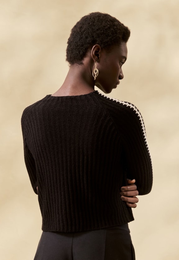 Blusa Tricot Manga Longa Vista Traseira