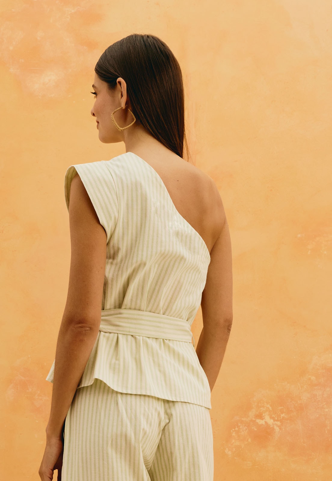Blusa Um Ombro Só Listrada Faixa  Vista Traseira