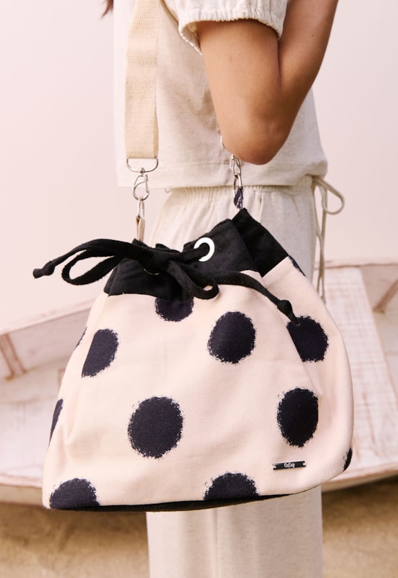 Bolsa Saco Estampada Amora Vista Frontal
