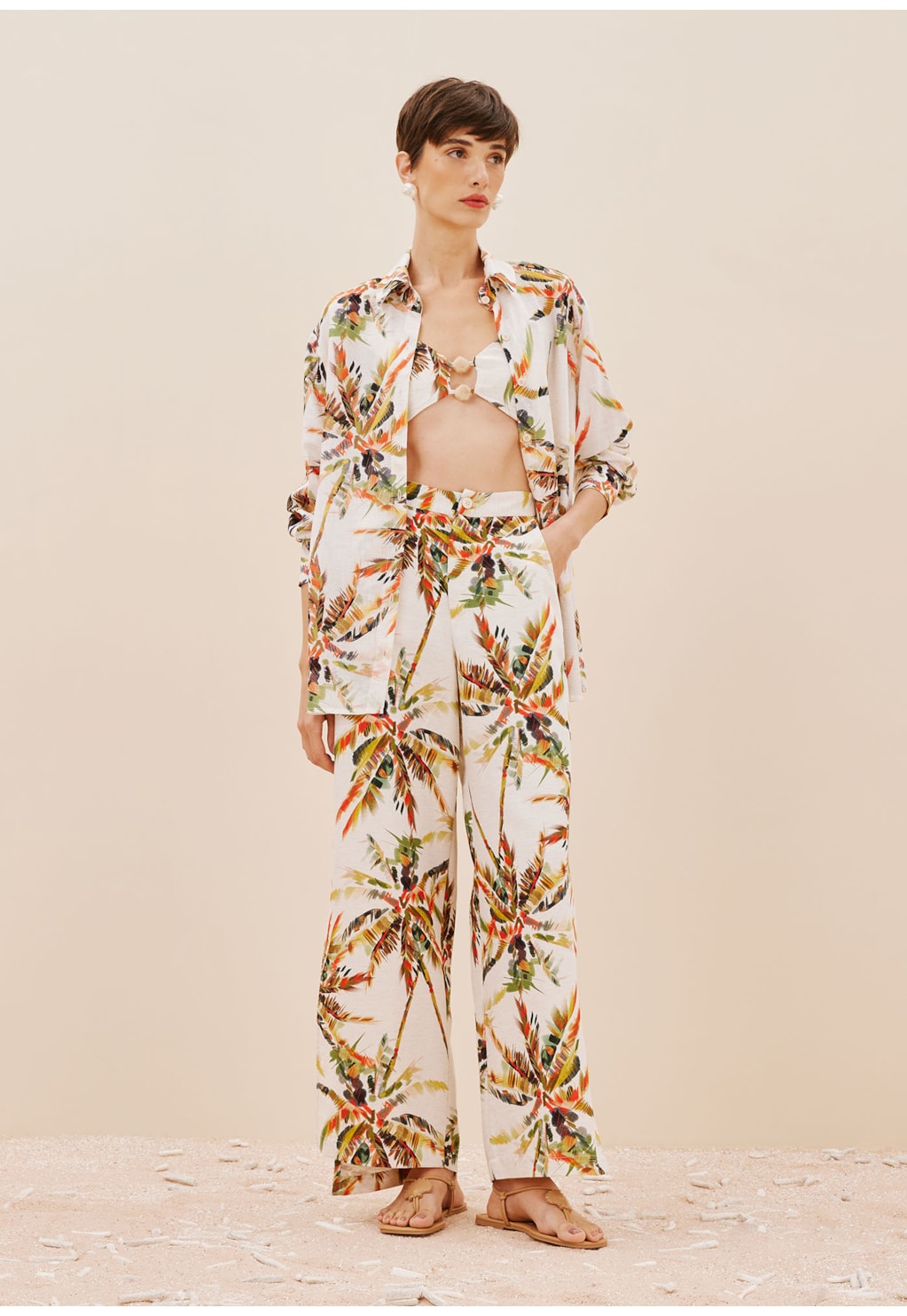 Calça Ampla Com Fendas Estampada Itapuã