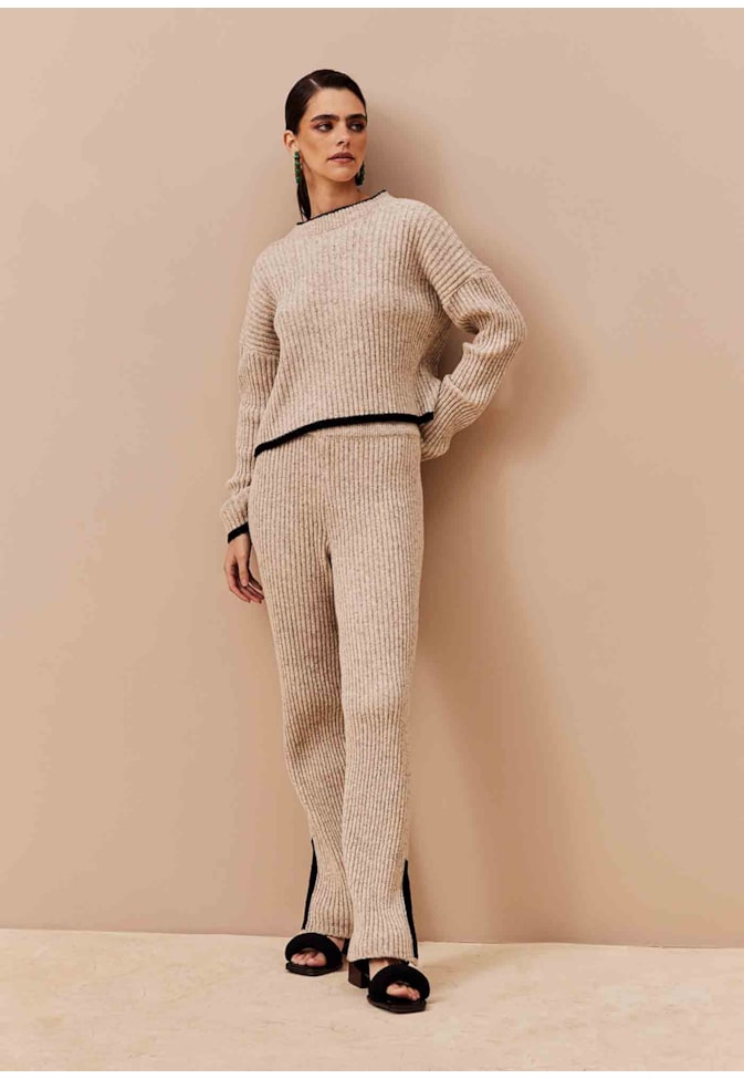 Calça Bicolor Detalhe Tricot