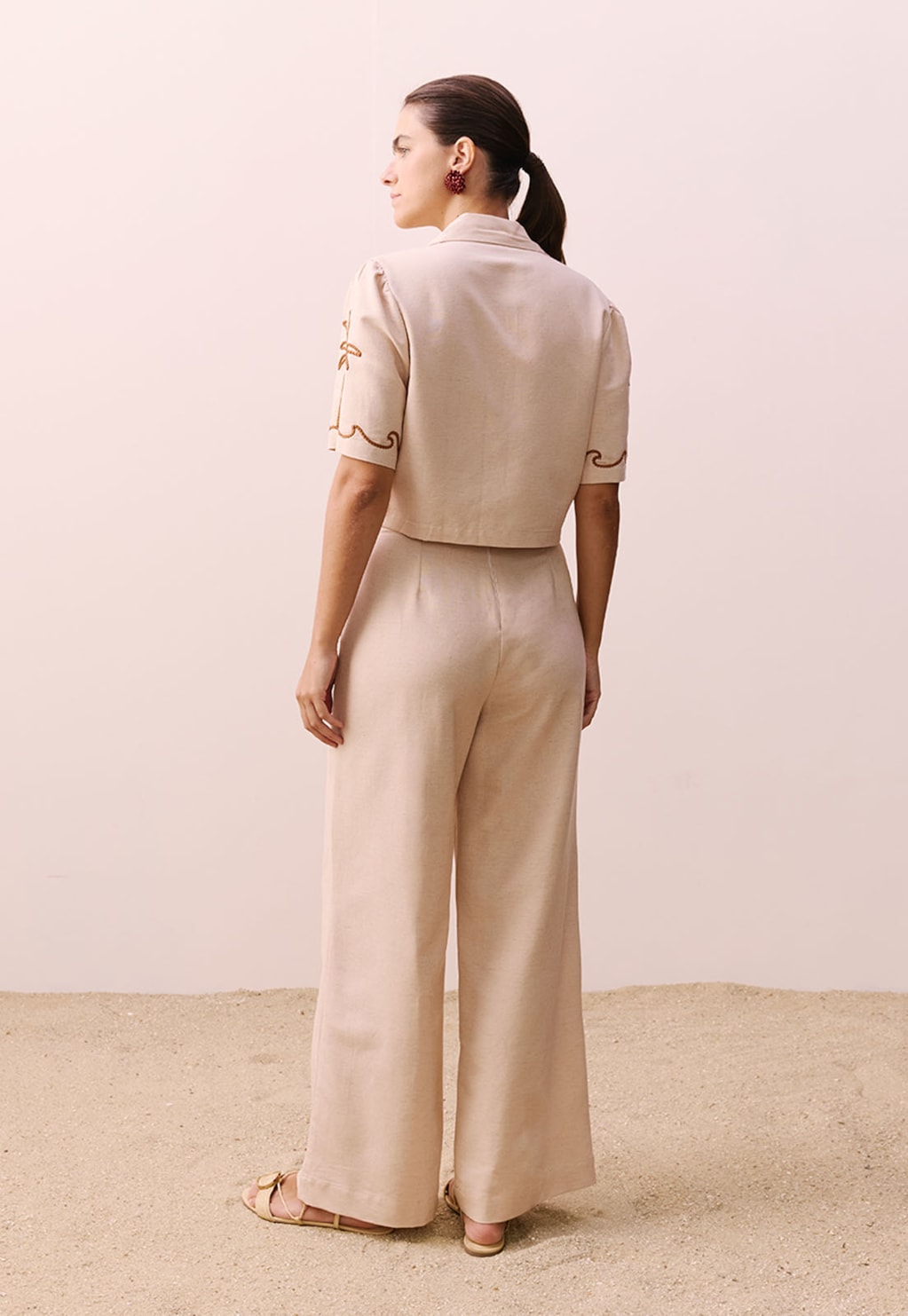 Calça Bordado Corda