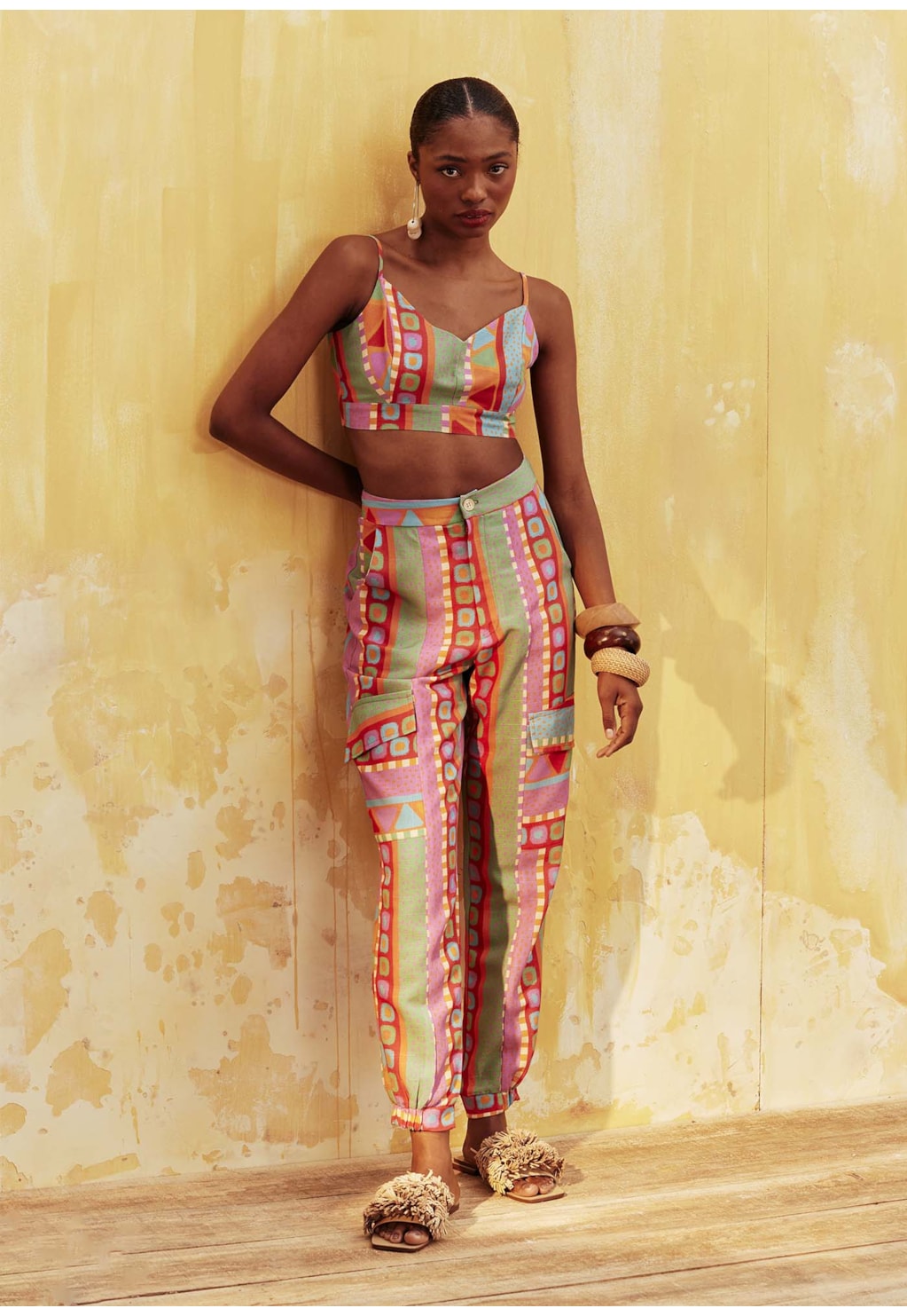 Calça Boxer Detalhe Bolso Estampada Cusco